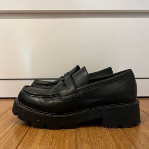 Cosmo 2.0 Vagabond Loafer - BARELY worn